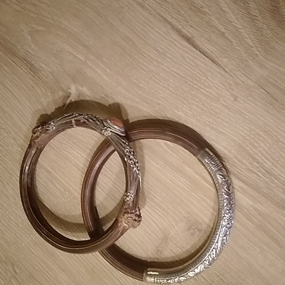 Bracelets - Picture 6 of 8